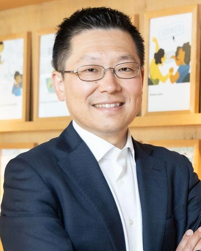 Portrait of Tomohiro Oya